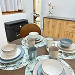 Charming In The Heart Of - Baby Loic Apartman *