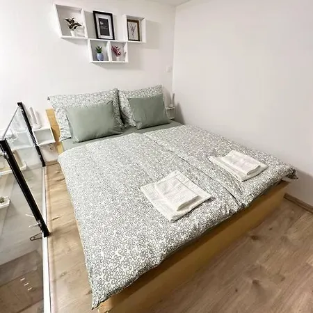 Апартаменты Charming In The Heart Of - Baby Loic *